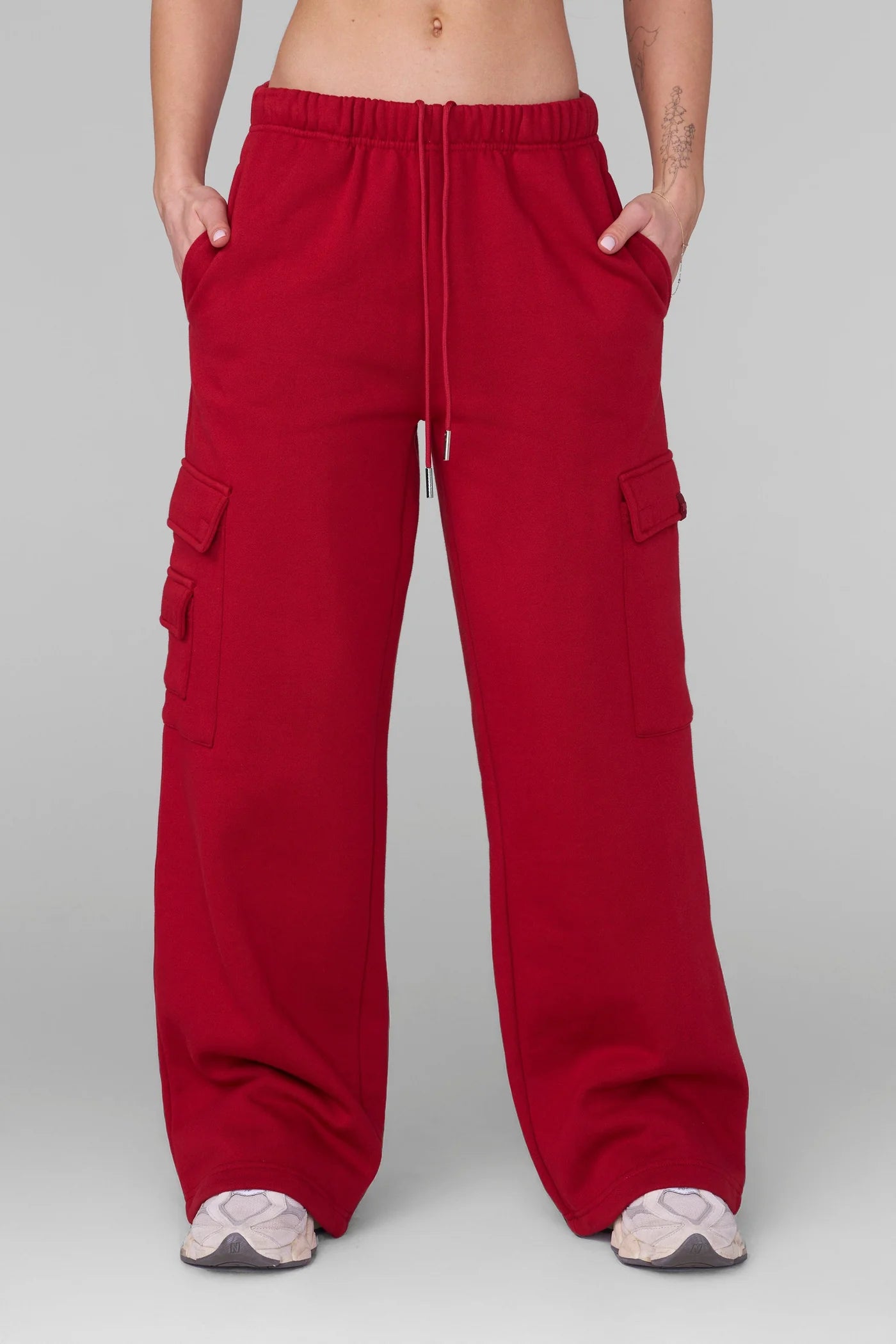 W272 Classic Cargo Jogger - Red