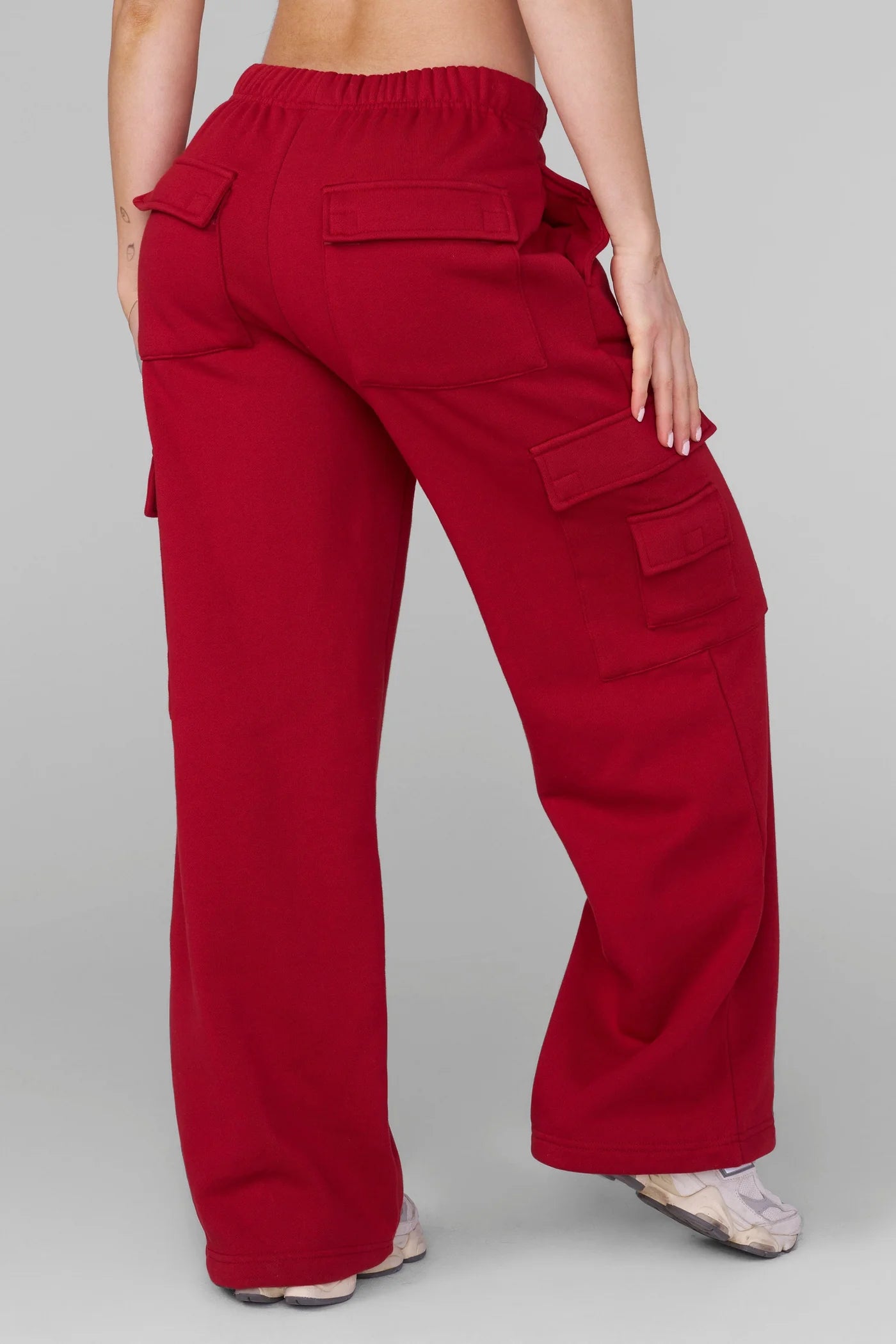 W272 Classic Cargo Jogger - Red