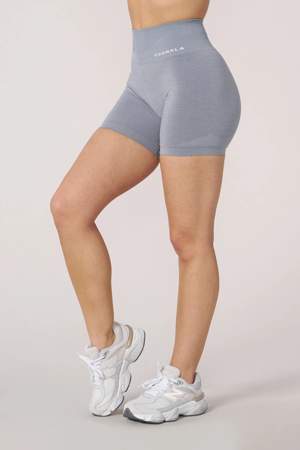 W120 - Core Seamless Shorts - Stone Grey