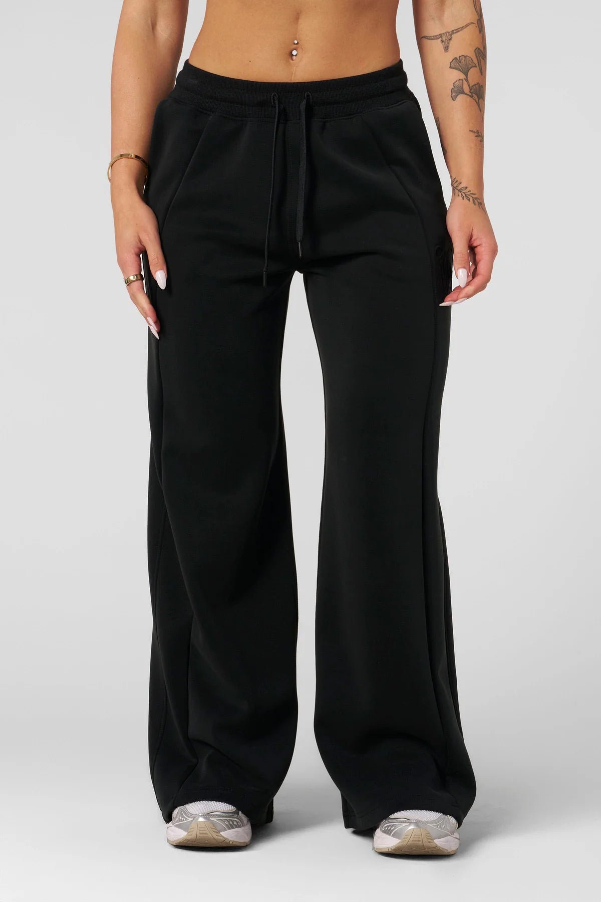 W287 - Cloud Joggers - Black