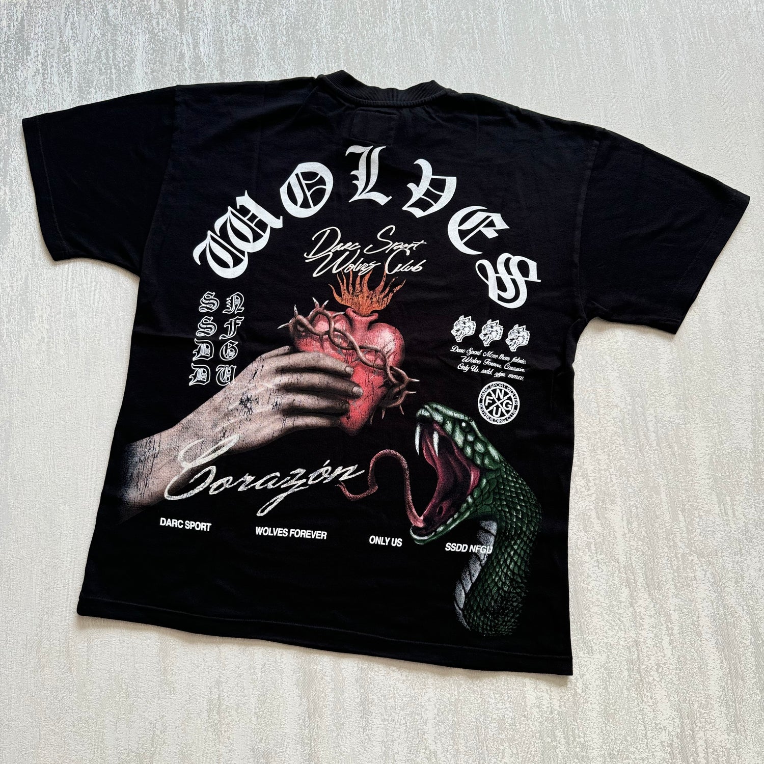 Corazon Premium Vintage Tee - Black