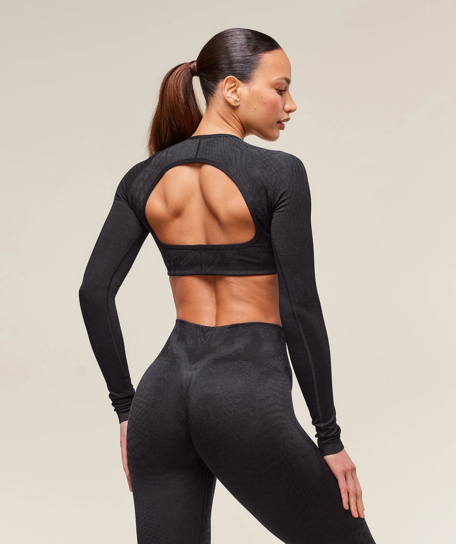 Adapt X Whitney Animal Seamless Long Sleeve Top - Asphalt Grey/Black