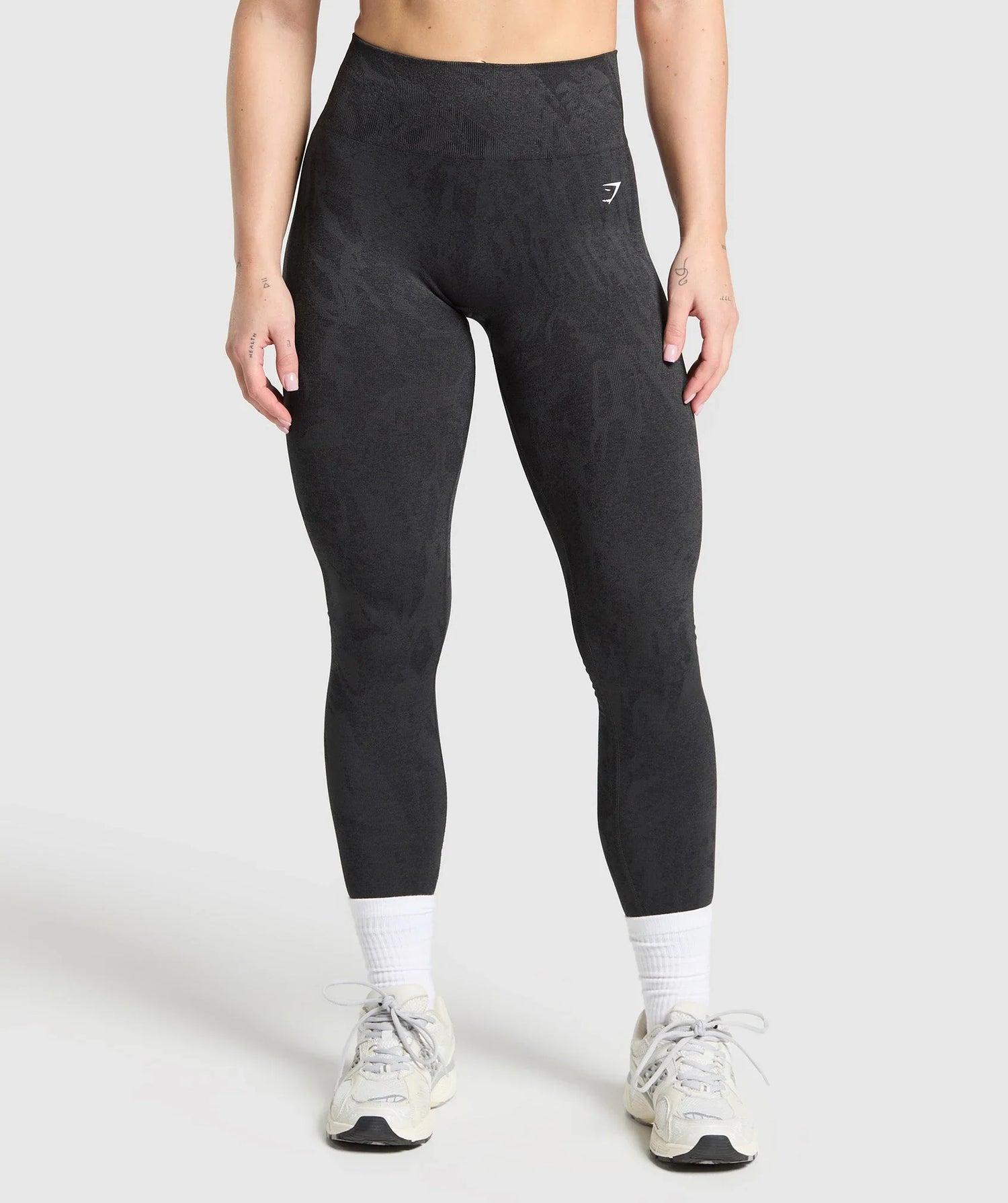 color-asphalt-grey-black