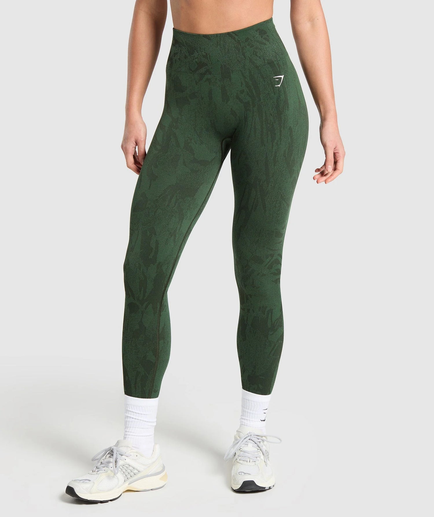 color-trail-green-classic-green
