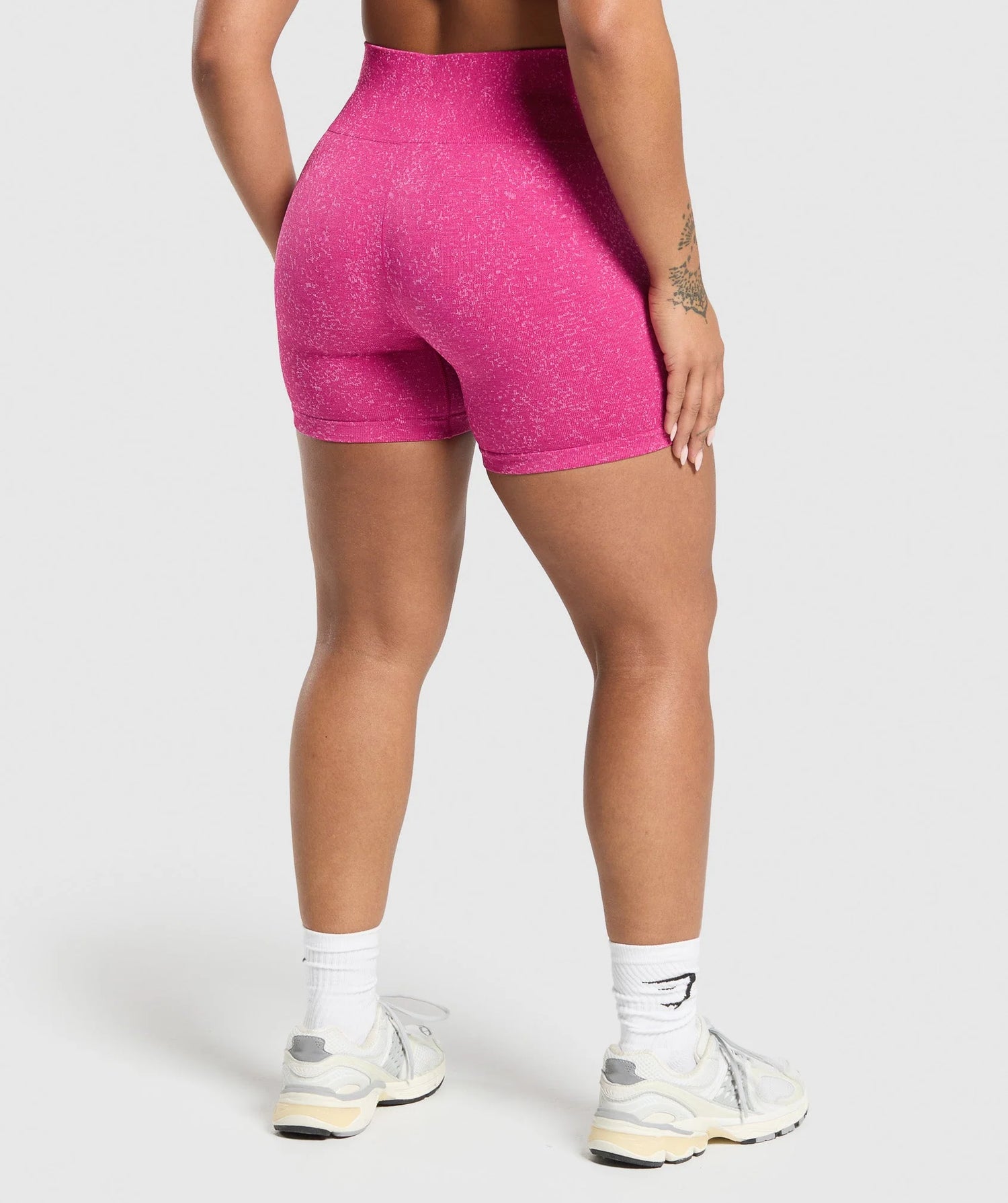 Adapt Fleck Seamless Shorts - Winning Pink/Sour Pink