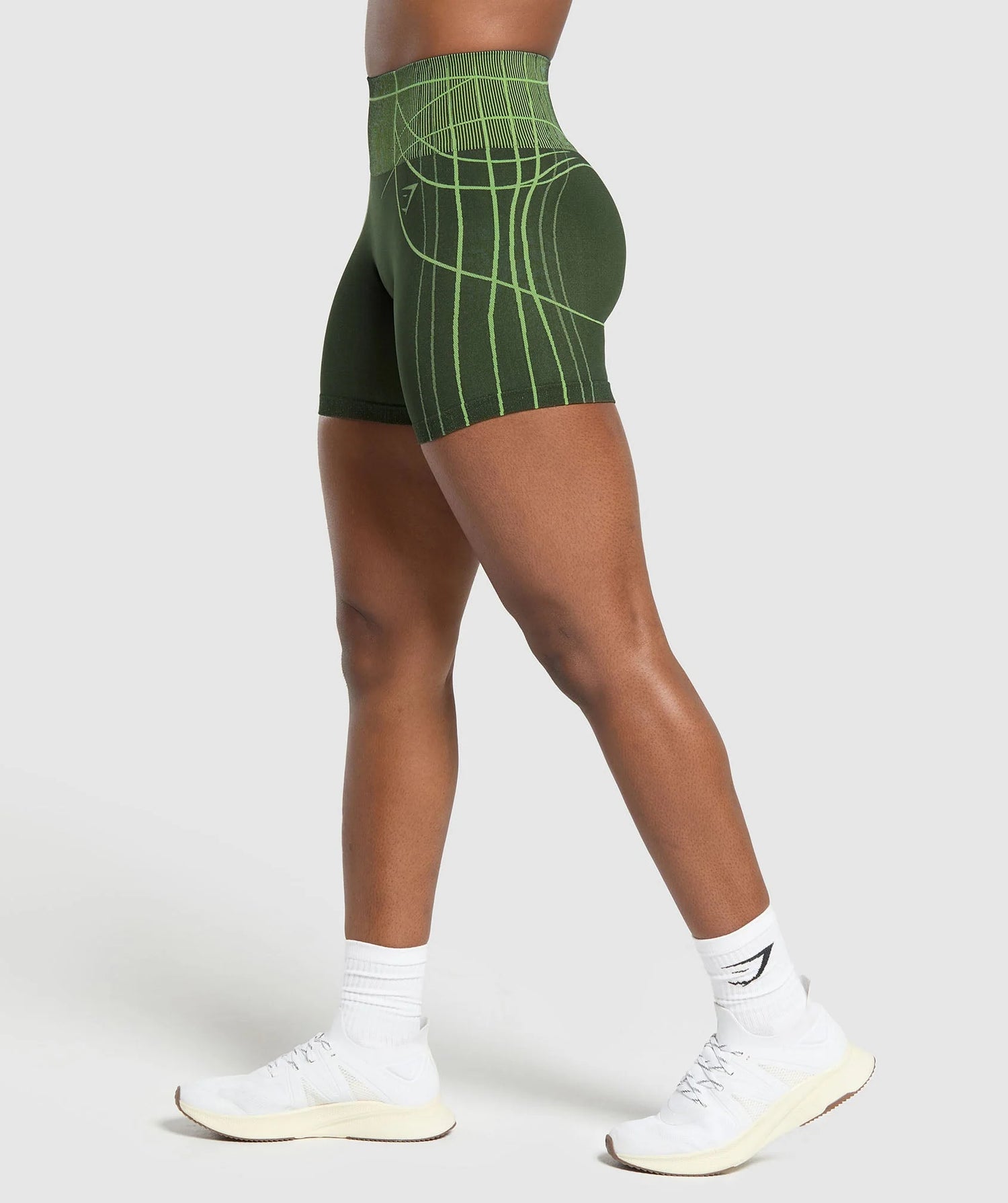 Apex Seamless Shorts - Trail Green/Energy Gelato Green