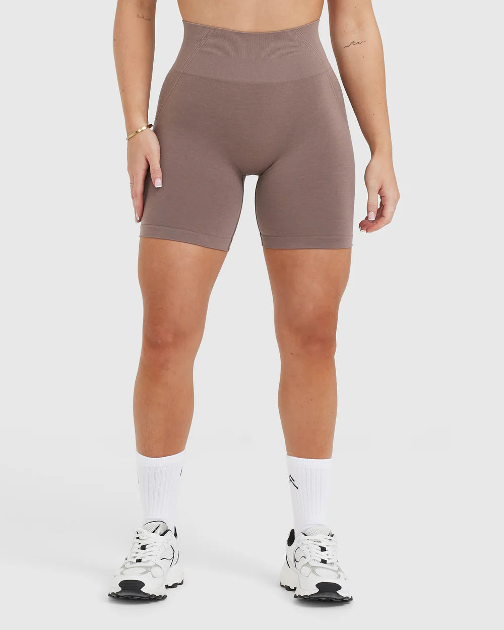 Effortless Seamless Shorts - Cool Brown