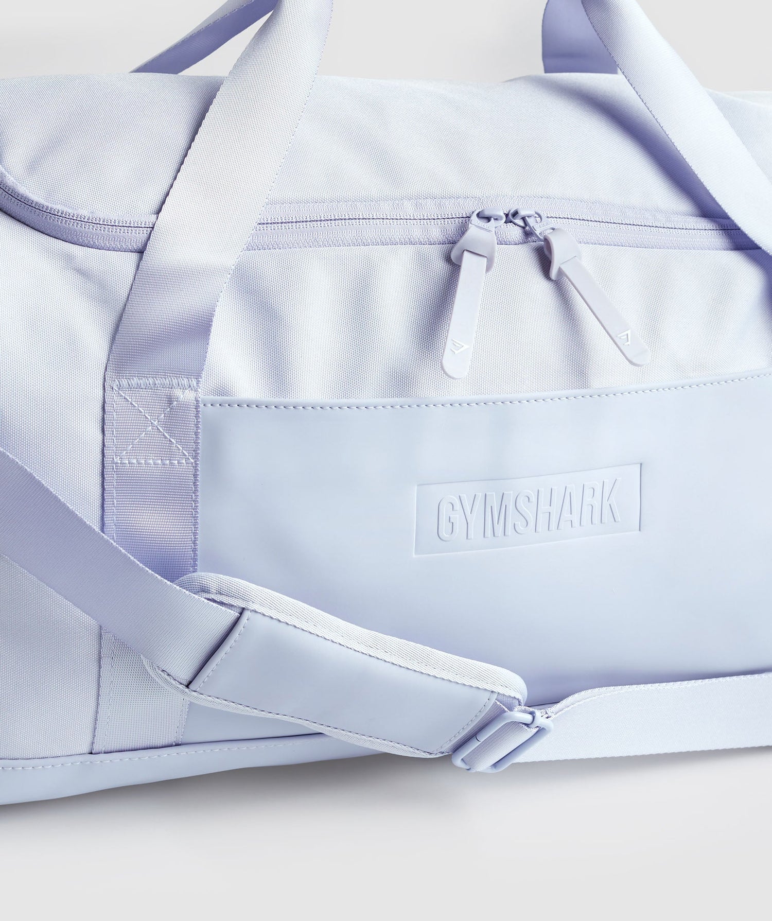 Medium Everyday Gym Bag - Silver Lilac