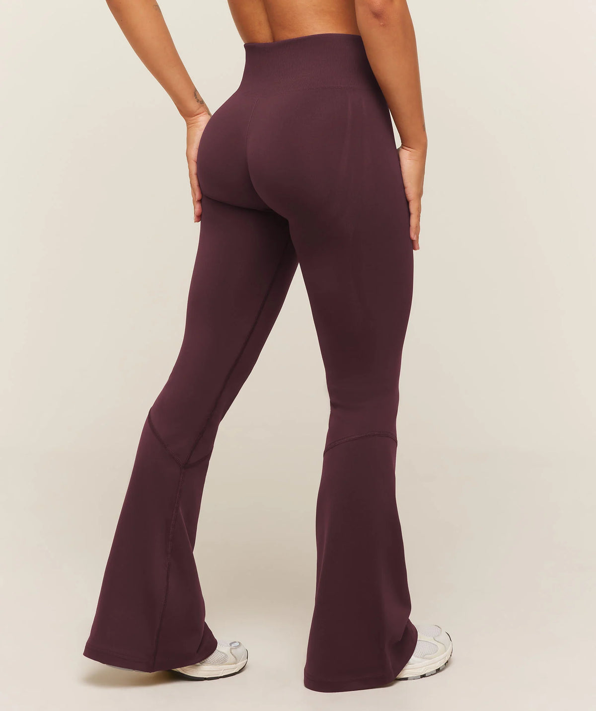 Everyday Seamless Flared Legging - Cherry Purple