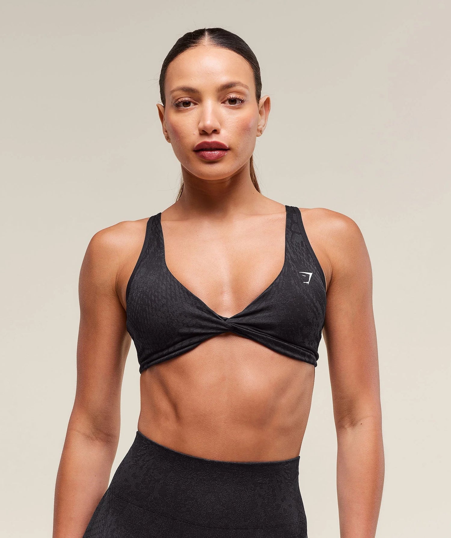 Adapt X Whitney Animal Seamless Twist Front Bra - Asphalt Grey/Black