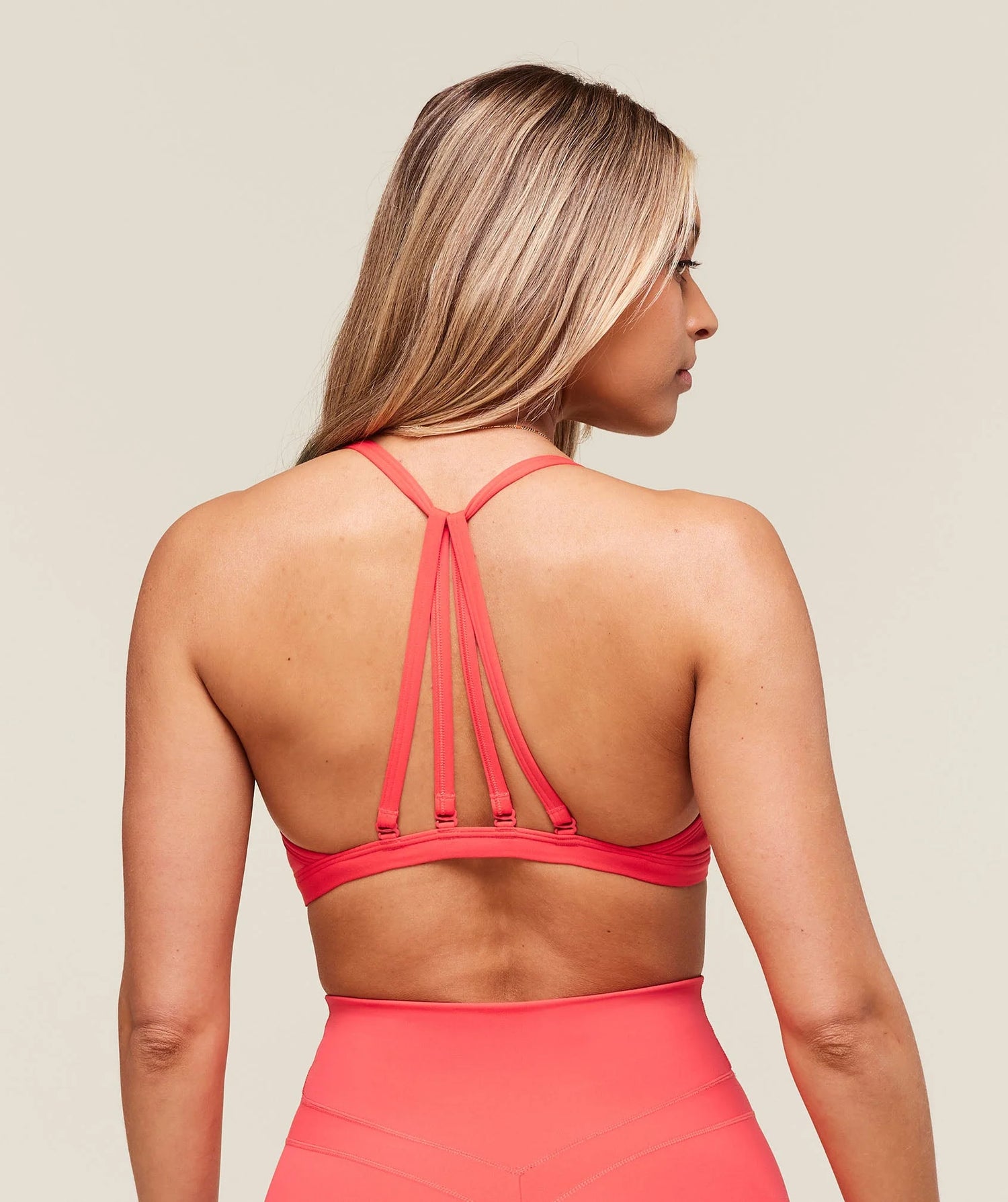 Minimal Sports Bra - Coral Red