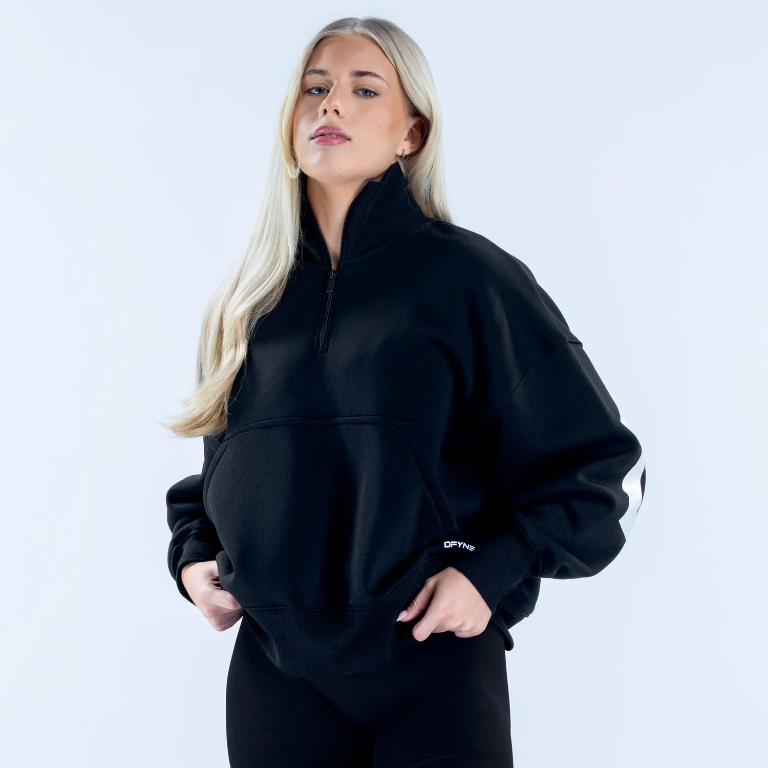 Signature Quarter Zip Sweatshirt - Midnight Black