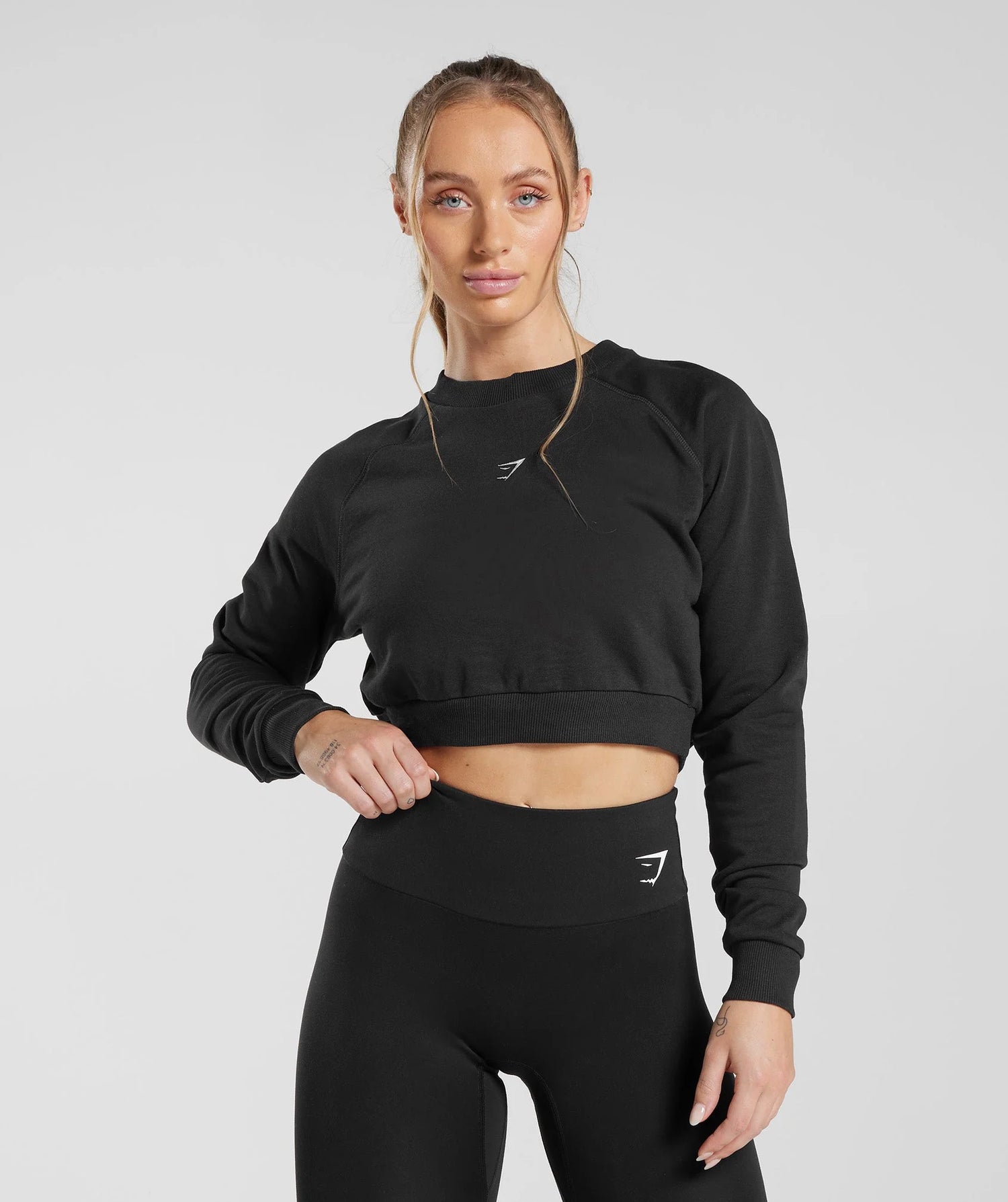 Training Cropped Sweater - black