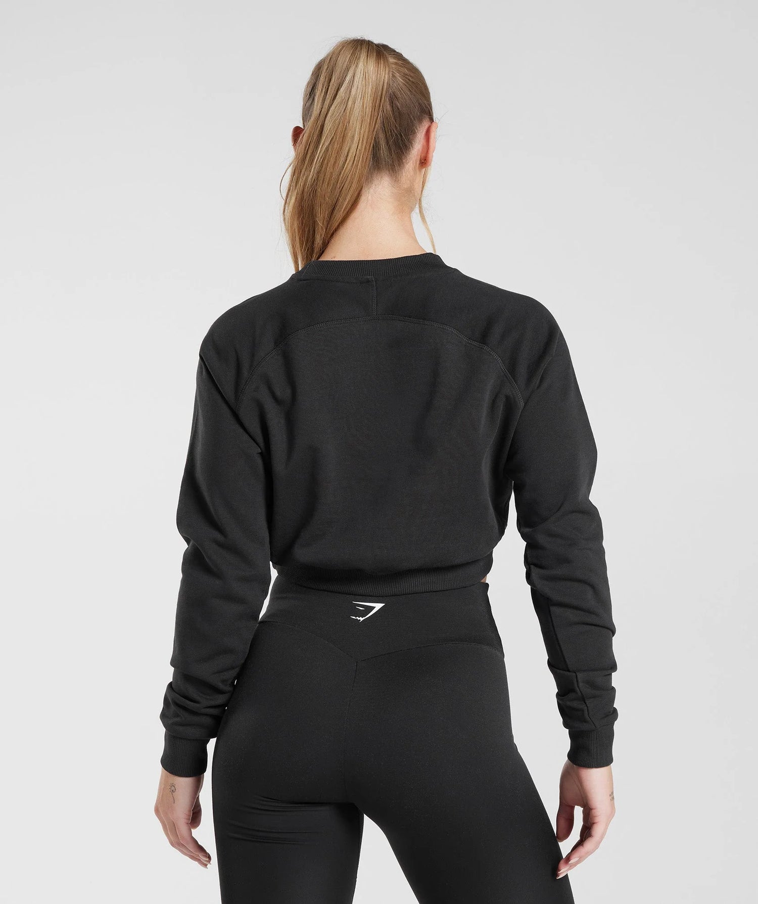 Training Cropped Sweater - black