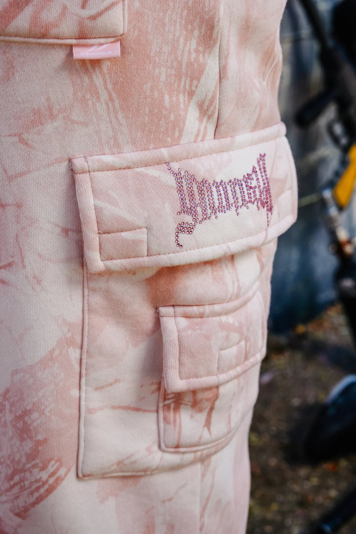 W2230 - Camo Cargo Joggers - Pink Barbed Wire Camo