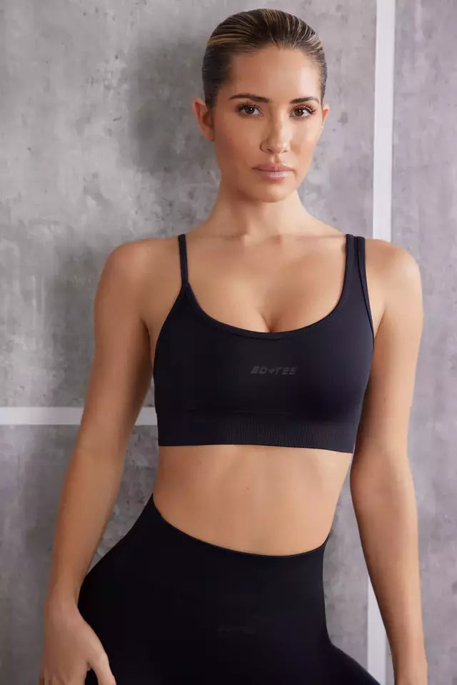 Asymmetric Sports Bra - Black
