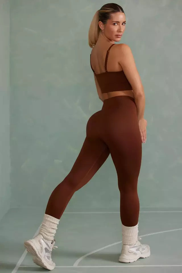 Super Sculpt Scoop Neck Sports Bra - Copper Brown