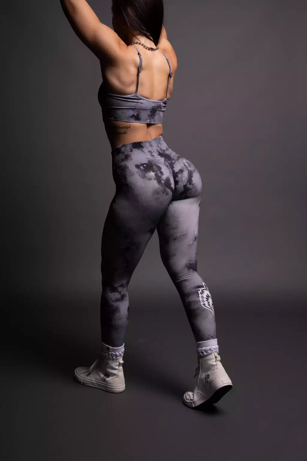 Hesh "Everson Seamless" Huxley Scrunch Leggings - Nirvana Gray Starry Clouds