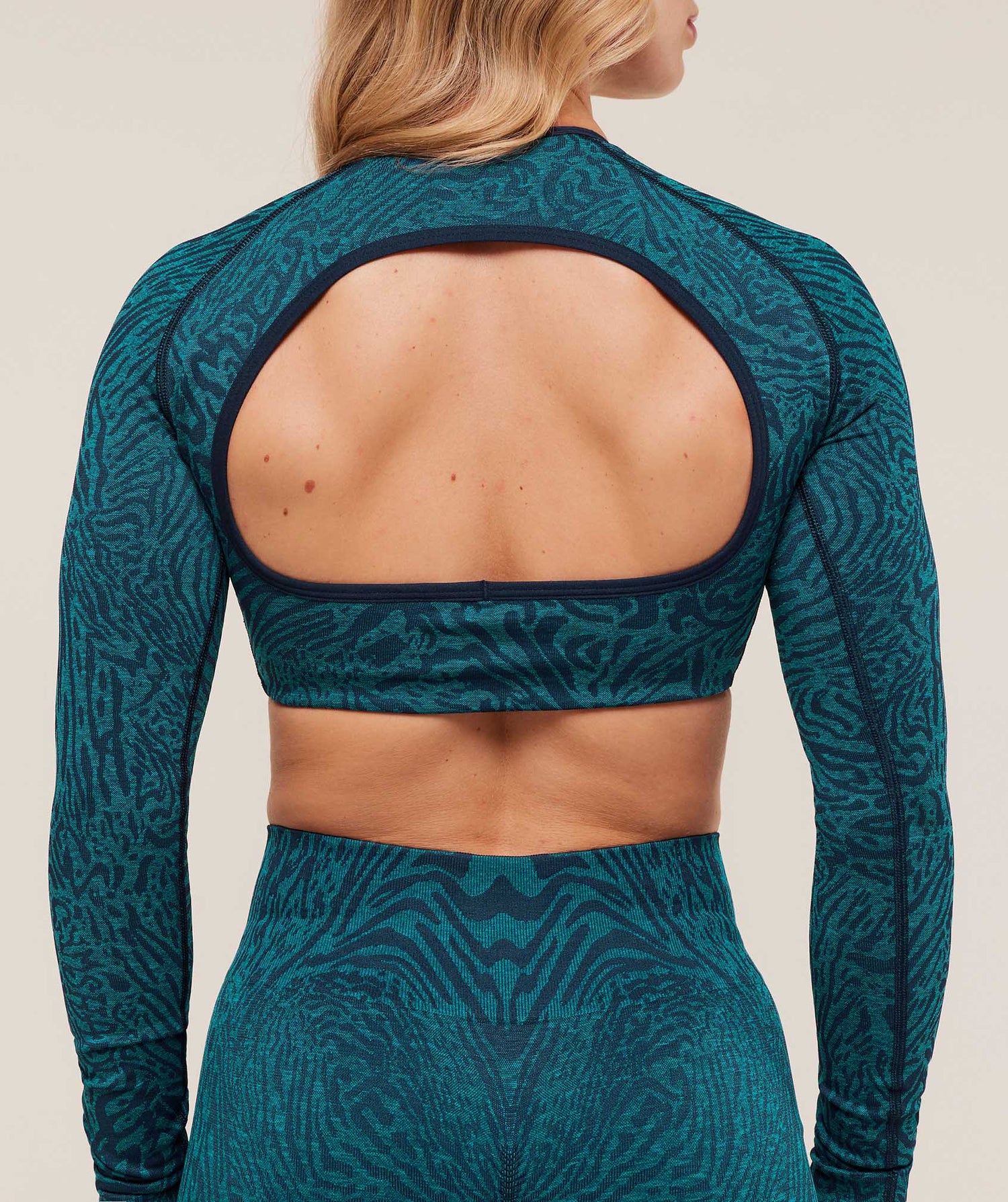 Adapt Animal Long Sleeve Crop Top - Navy/Brand Blue