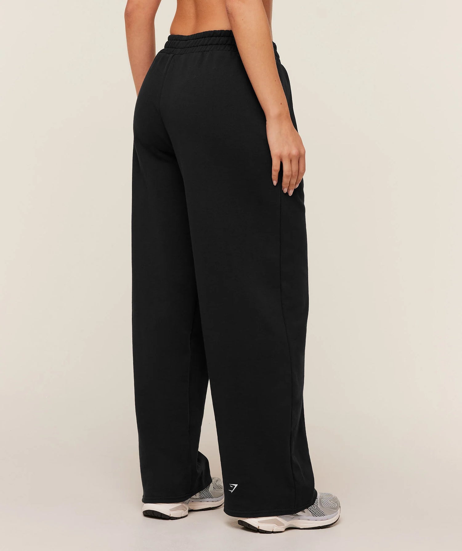 Collegiate Graphic Straight Leg Jogger - GS Black