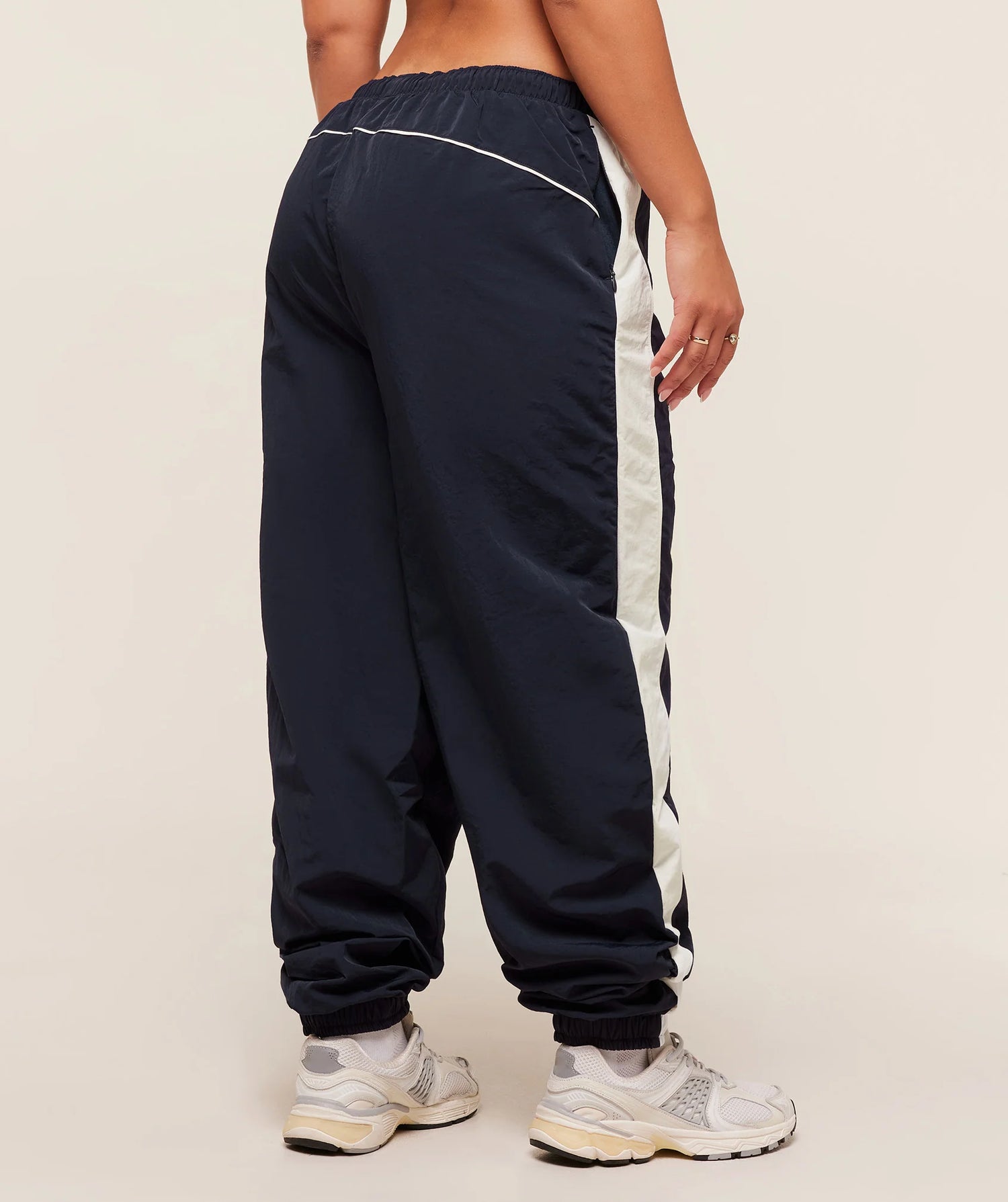 Analis Woven Track Pant - Midnight Blue